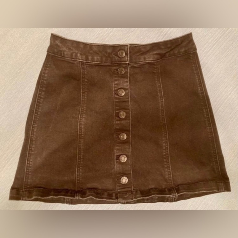 NWOT Junior’s Black Denim Skirt by Mudd Size 0